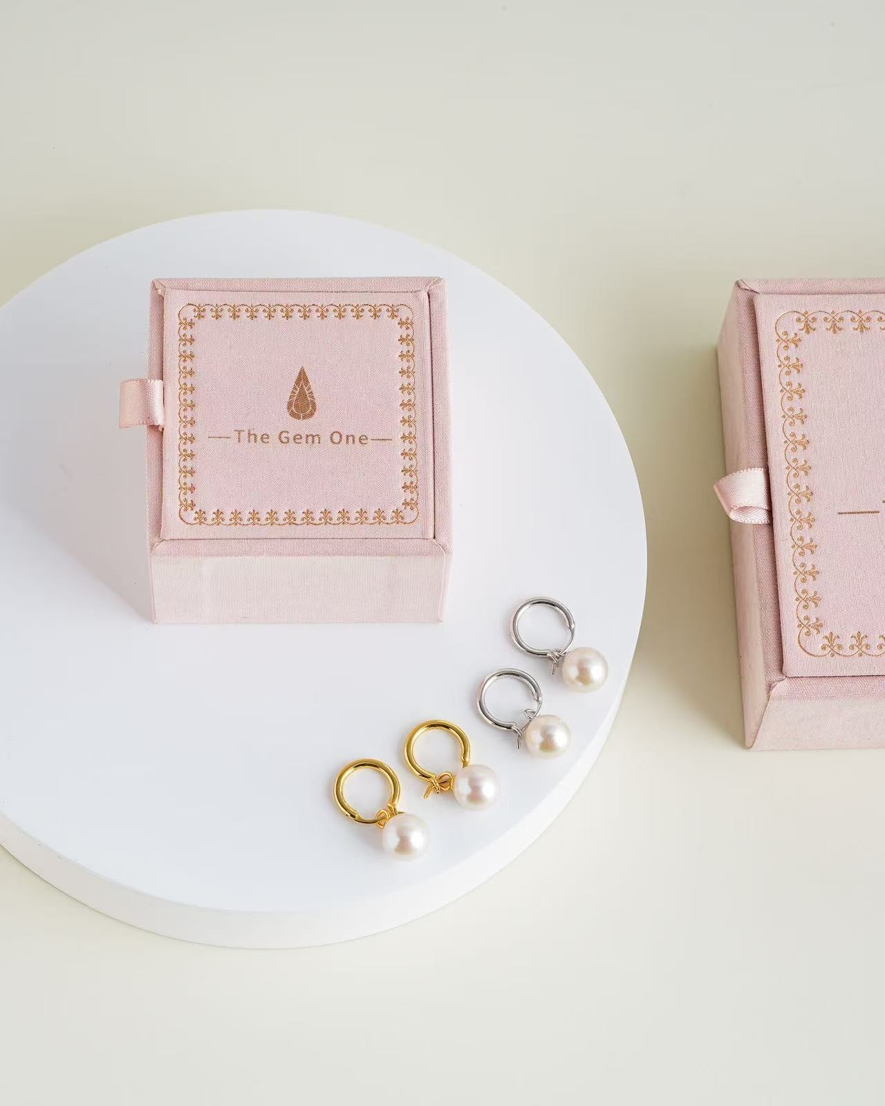 Lustrous hoop Earrings Cultured Freshwater in S925 silver 9-10mm