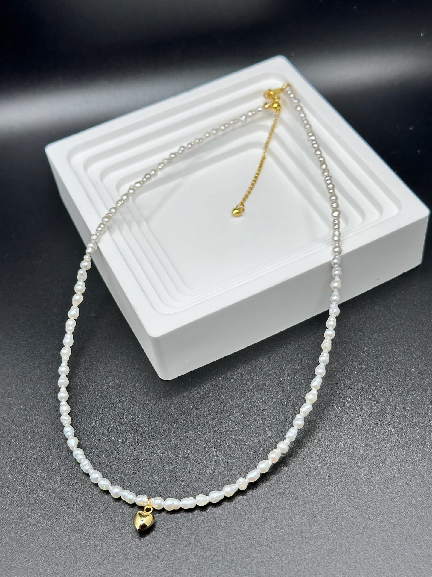 Chic Freshwater Pearl Necklace with Golden Heart Pendant