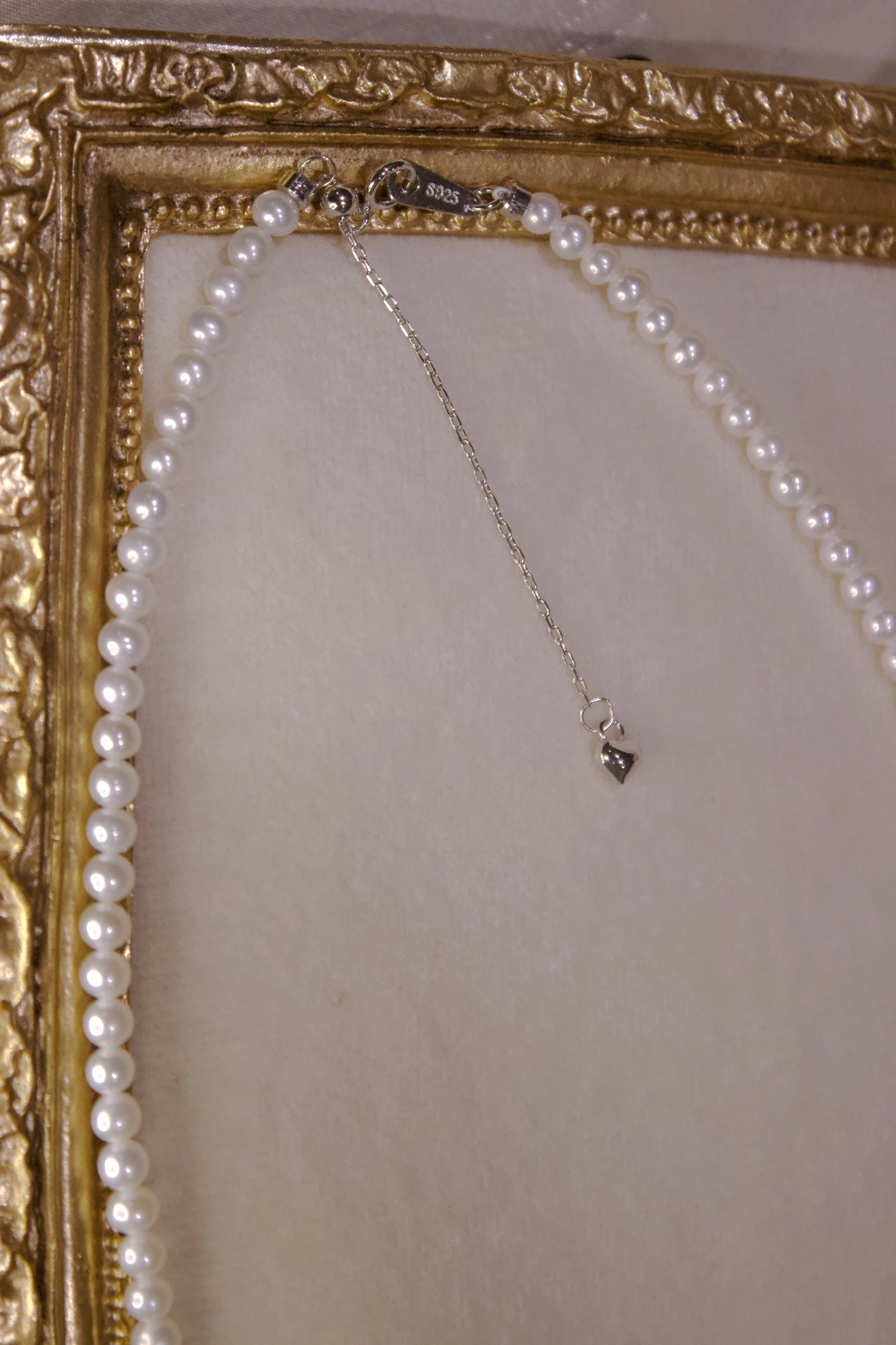 Elegant Freshwater Pearl Station Necklace