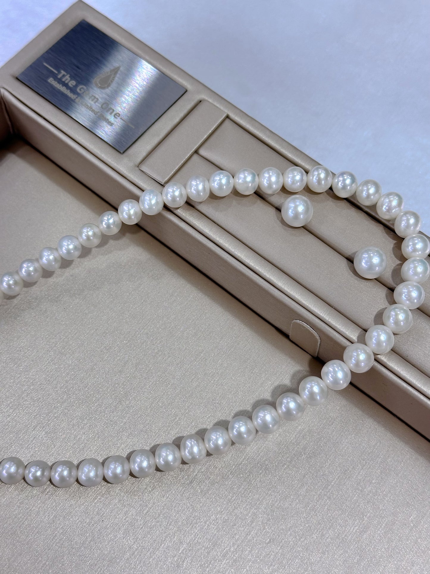 Classic 2pc Cultured freshwater pearl in Sterling Silver necklace 8-9mm+9-10mm earrings