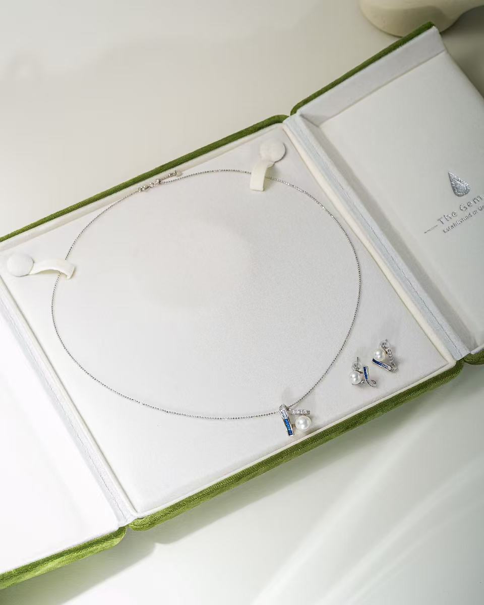 2025ss Born of the Sea 2pc Cultured Freshwater Pearl in Sterling silver