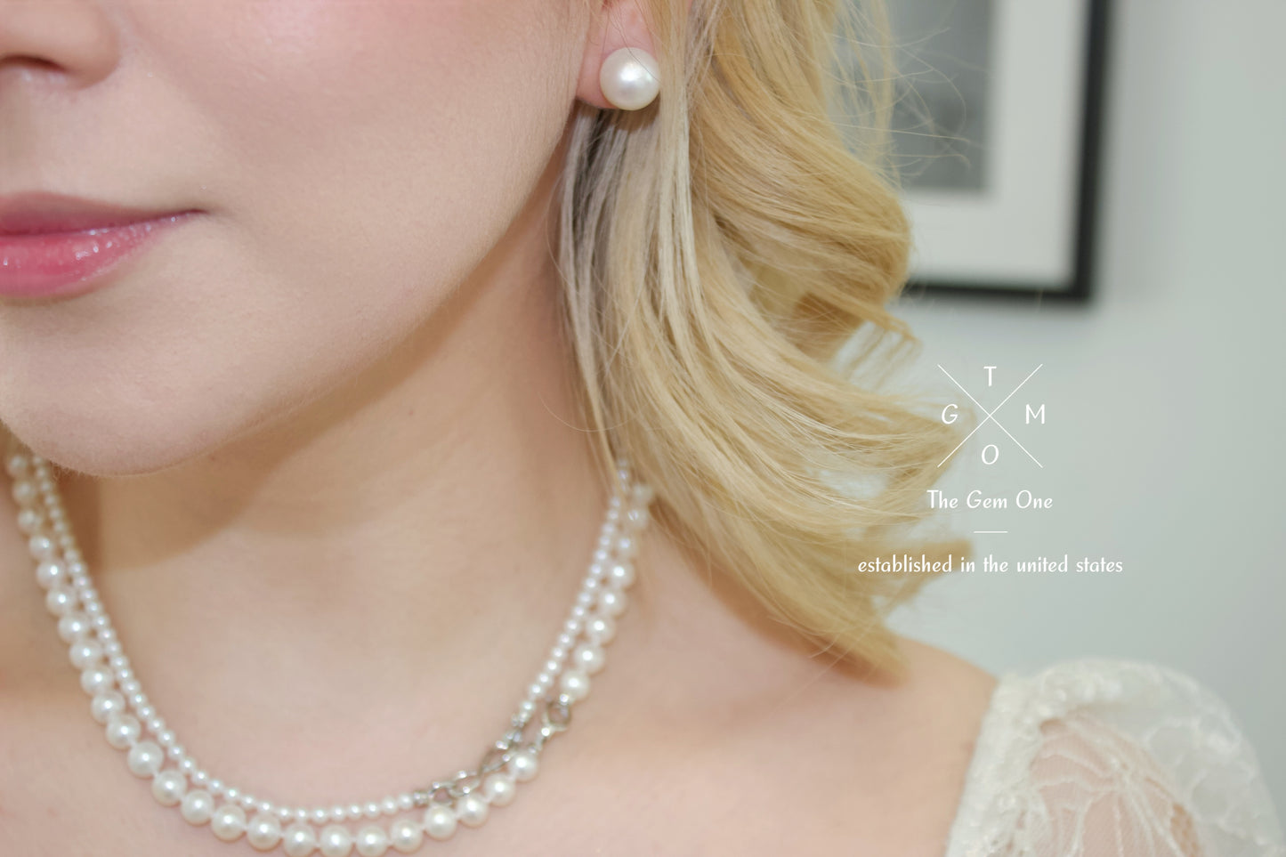 Classic and Elegant Round Pearl Stud Earrings, Cultured Freshwater pearl (11-12mm)