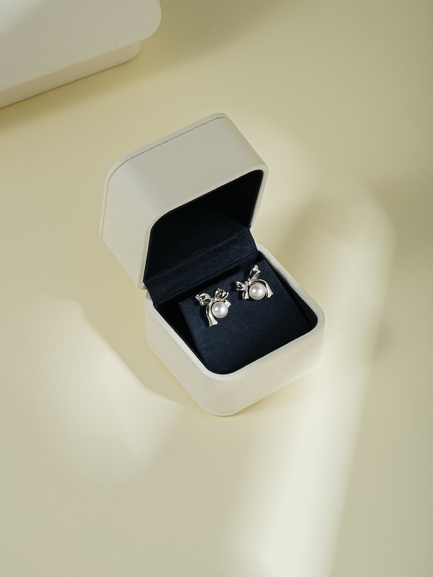 2025SS The First love Collection: Freshwater Pearl Earring in Sterling Silver