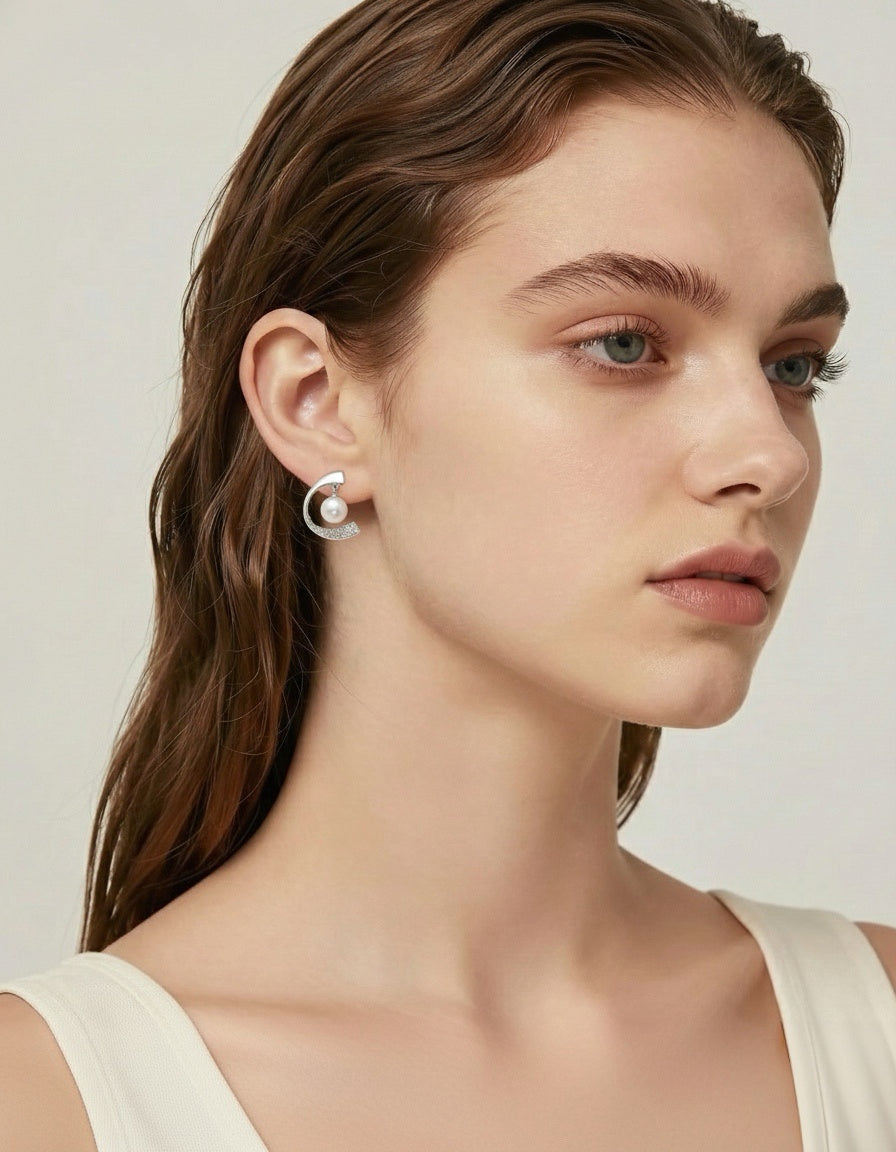 Pearluna 7.5–8mm Cultured Freshwater Pearl Earrings in Sterling Silver