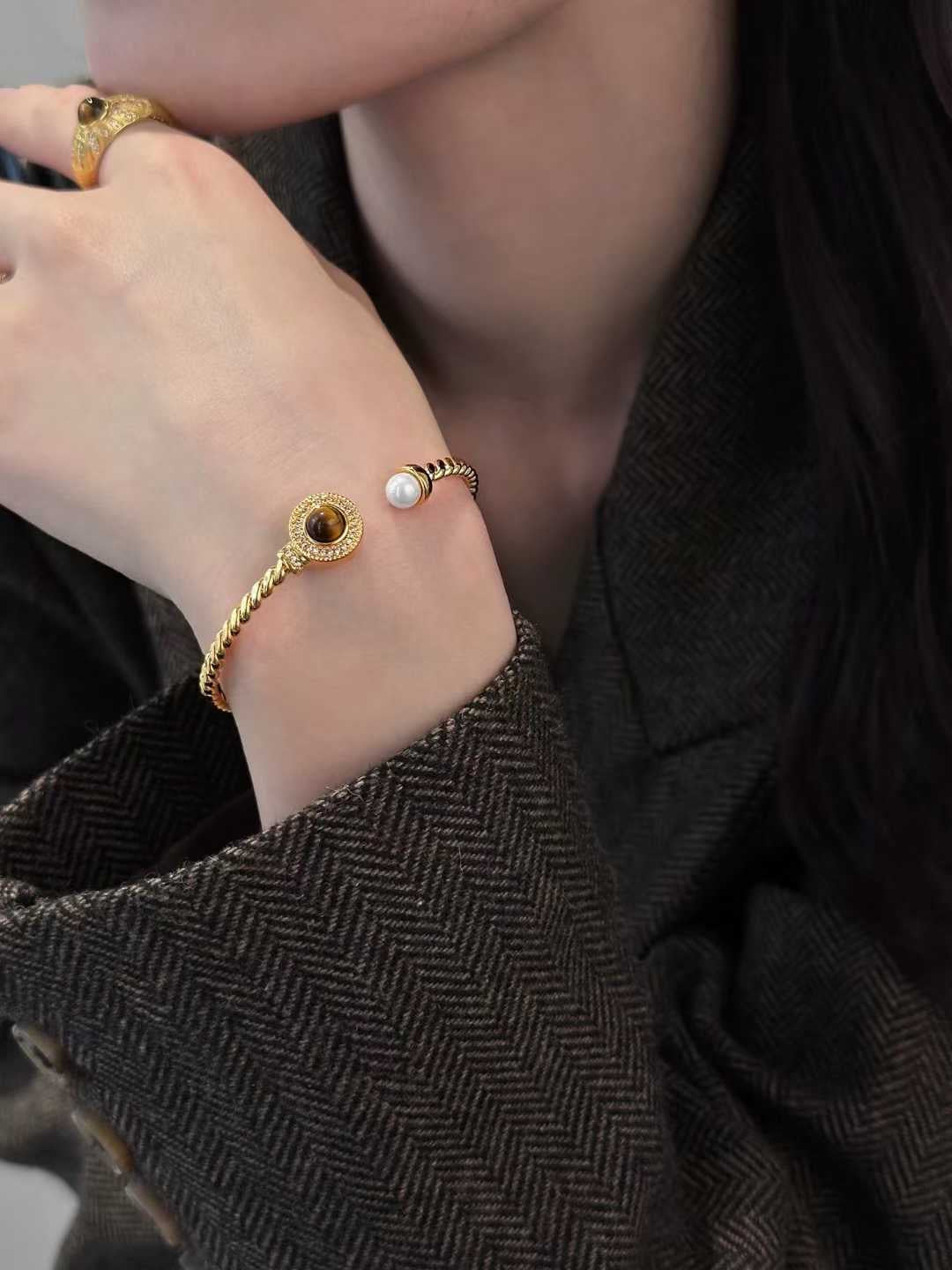 2026 Vintage Chic Pearl & Tiger's Eye Cuff