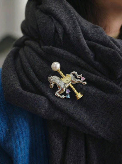 Fashion Jewelry: Year of Horse Akoya Pearl Brooch