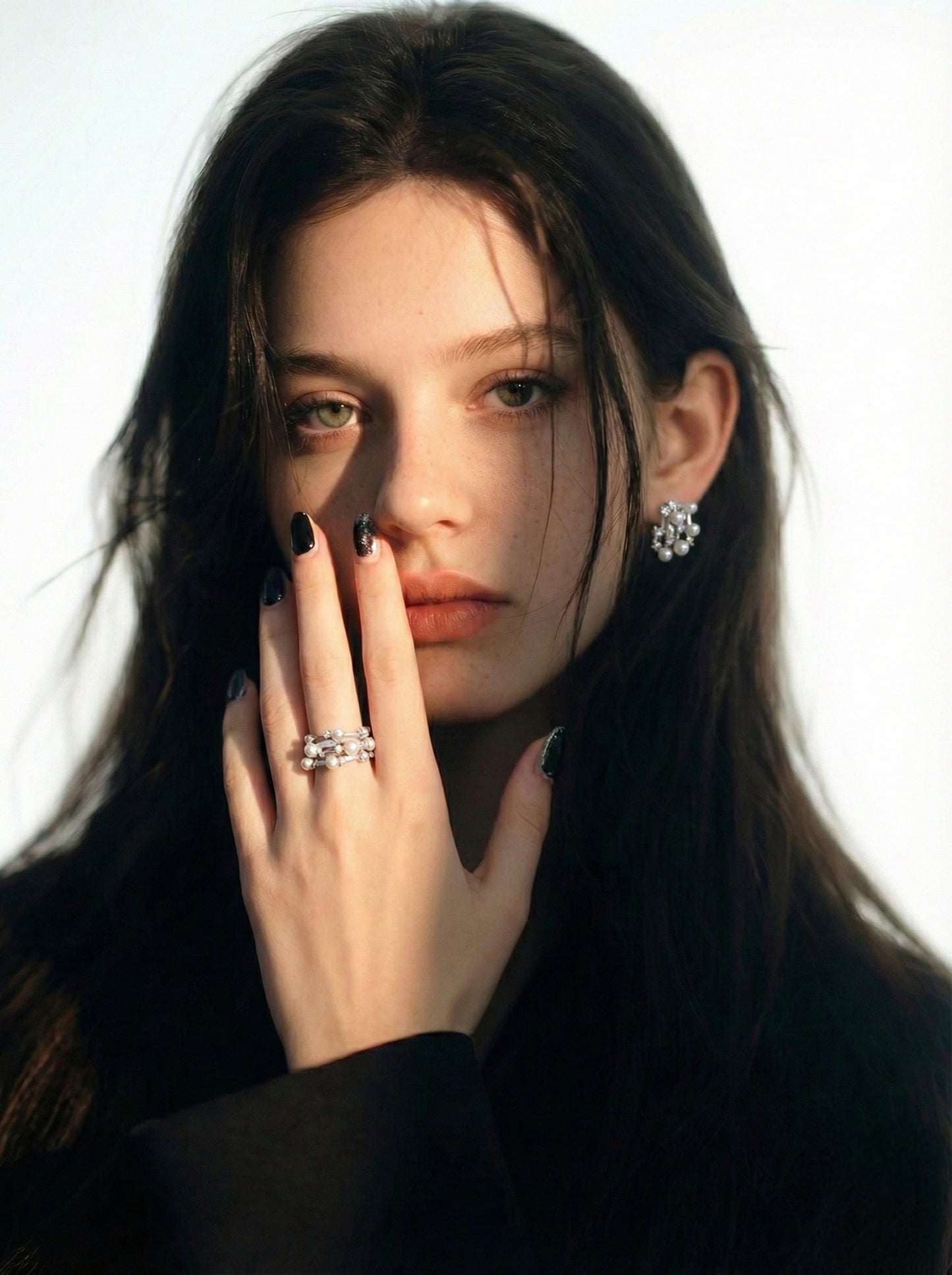 2025FW Urban Collection Cultured Freshwater Pearl Earrings