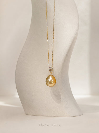 The Soleil Drop Pendant