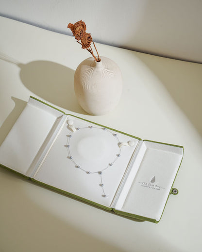 Fine Collection:Starry Necklace Ma Akoya Pearl 5-5.5mm in 18K gold（Sliver color）