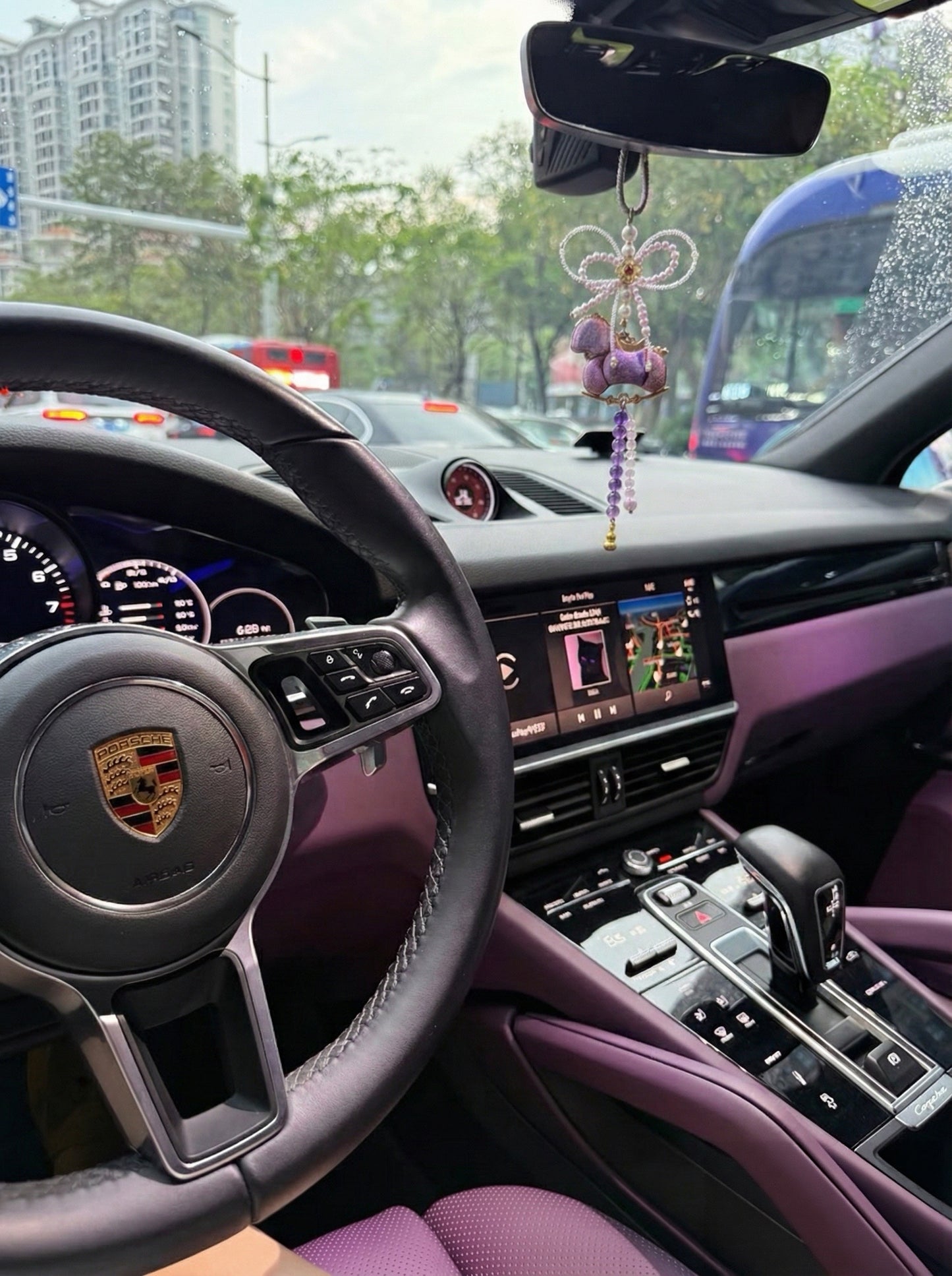 Song Brocade "Victory" Horse Charm