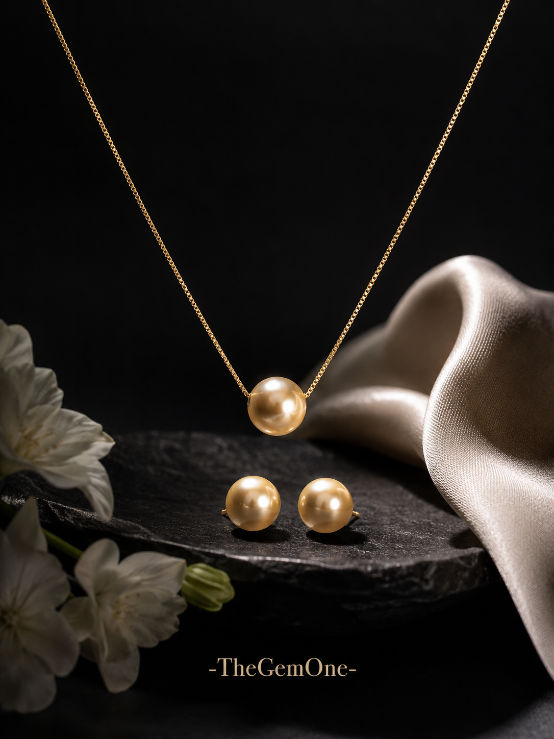 The Fine Collection | Golden Aura South Sea Pearl Set