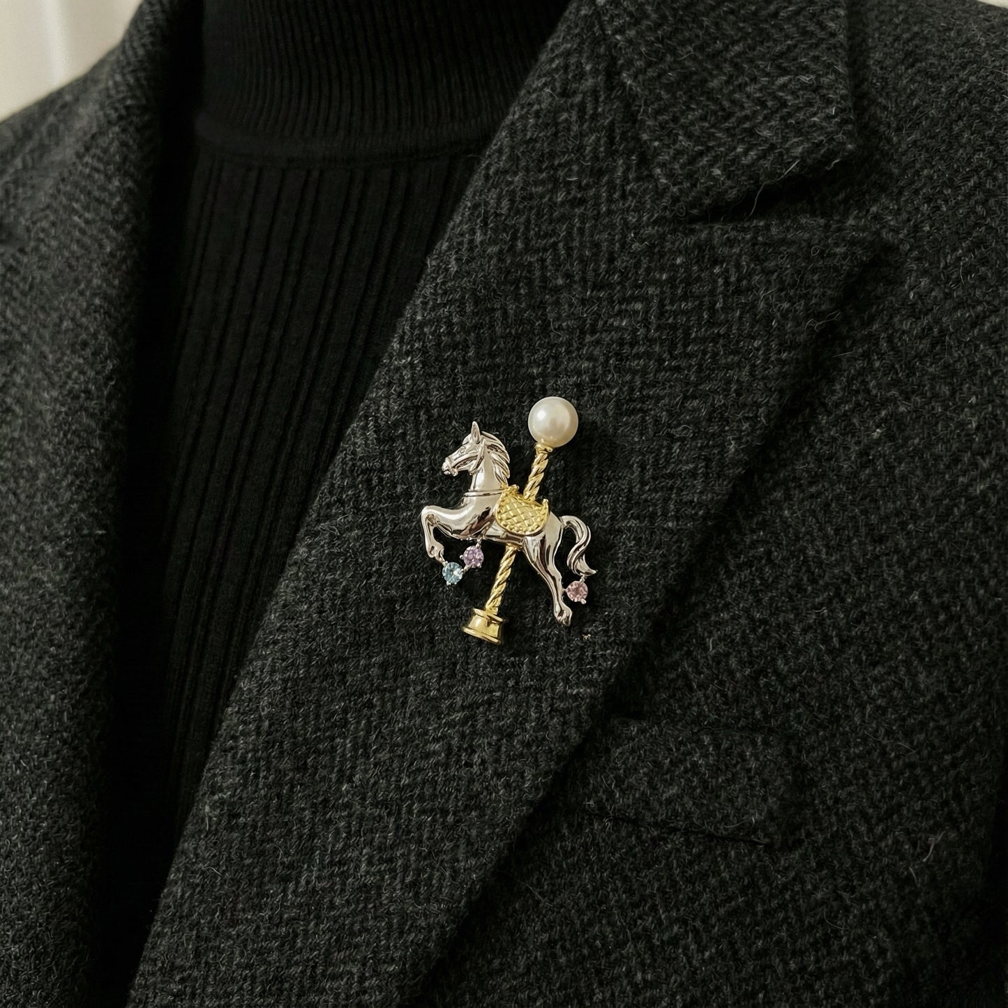 Fashion Jewelry: Year of Horse Akoya Pearl Brooch