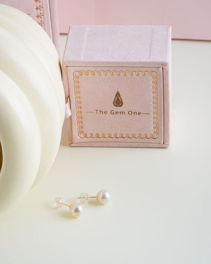 Sky charm Stud earrings Akoya Pearl with 18K gold 8-8.5mm