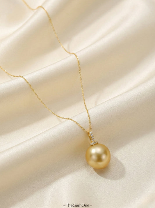 Fine collection : Golden Treasure 18K Solid Gold Pearl Necklace