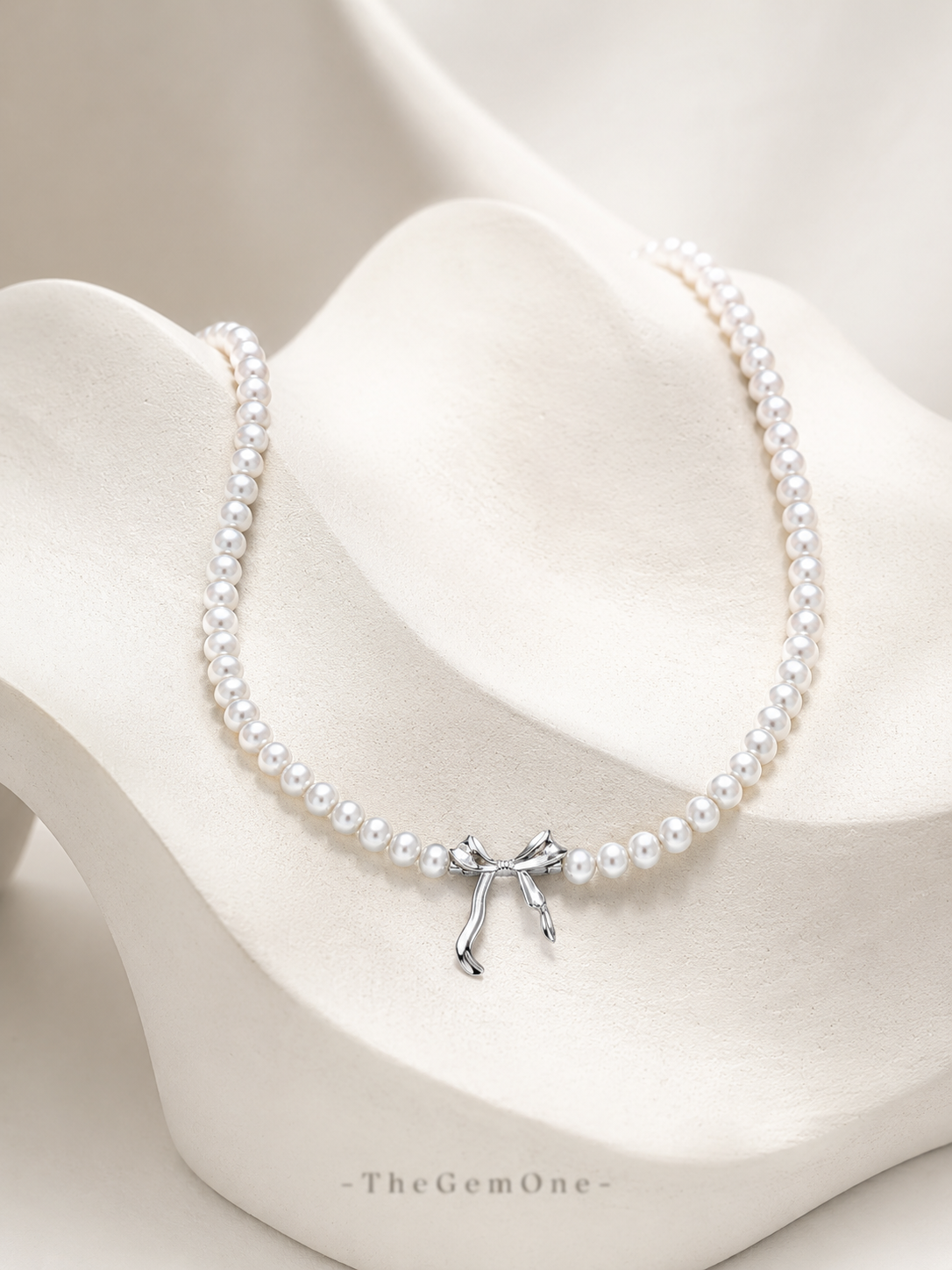 Ribbon Reverie Necklace