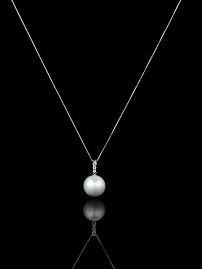 2025FW The Fine Collection: 13mm White South Sea Pearl Pendant in Platinum with Diamond