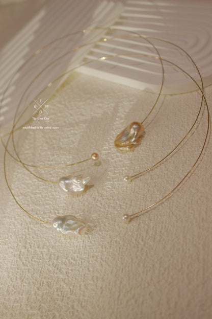 Modern Minimalist Baroque Pearl Necklace with Gold Wire Design