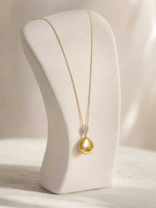 The Soleil Drop Pendant