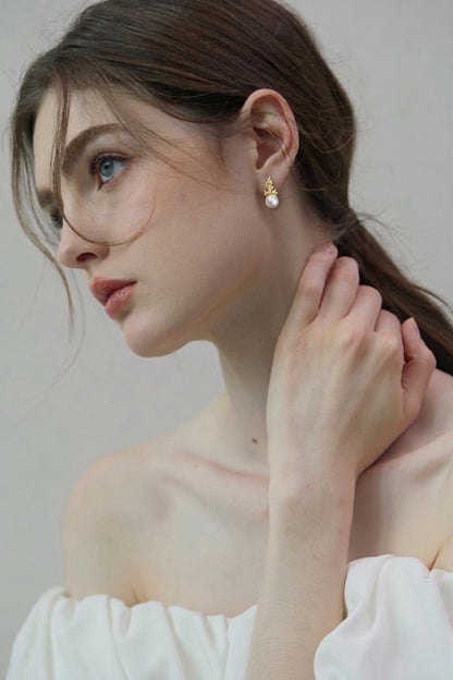 Ice Queen Sterling Silver Pearl Earrings
