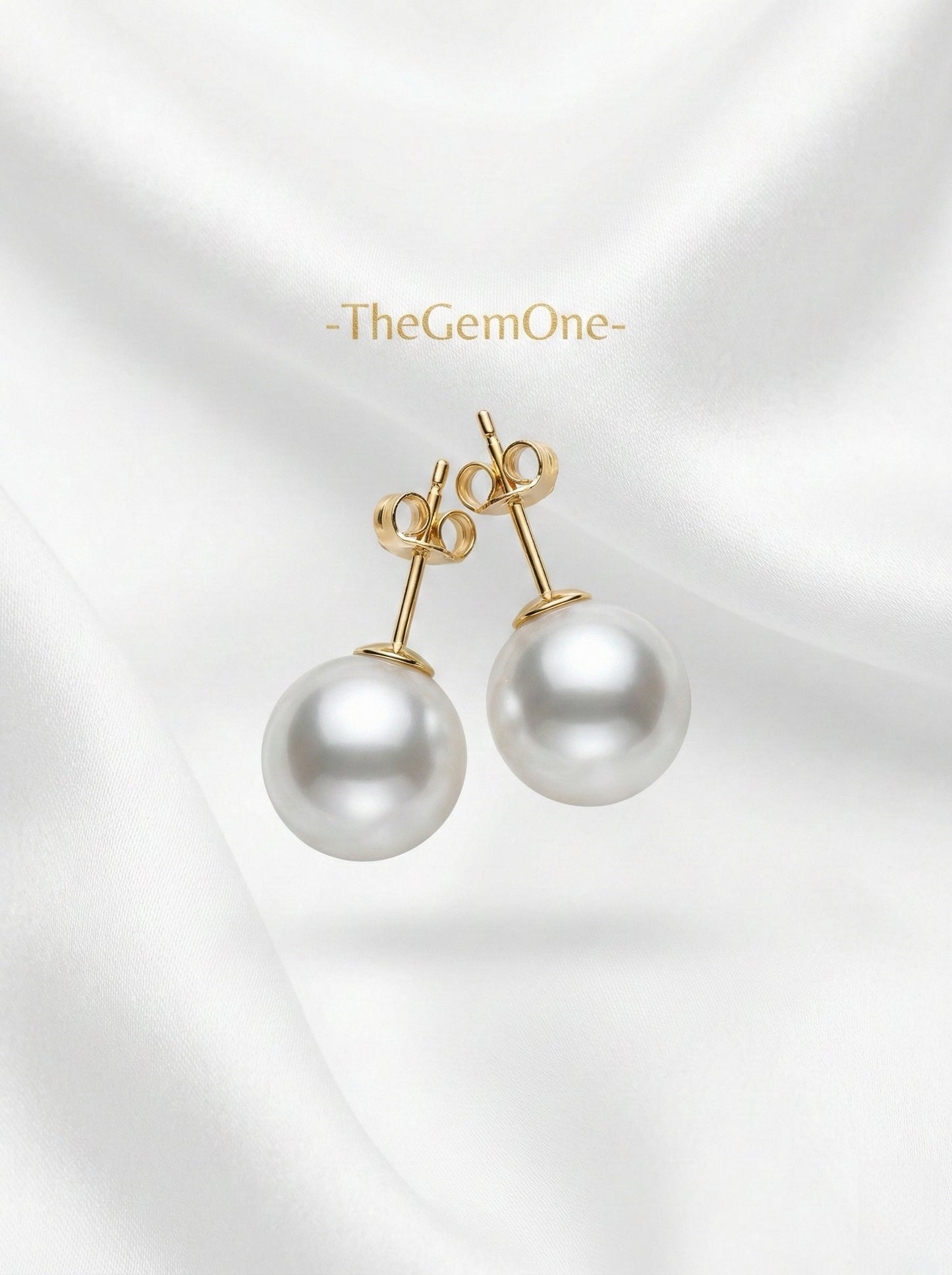 Classic Freshwater Pearl Stud in 18Kgold 12-13mm