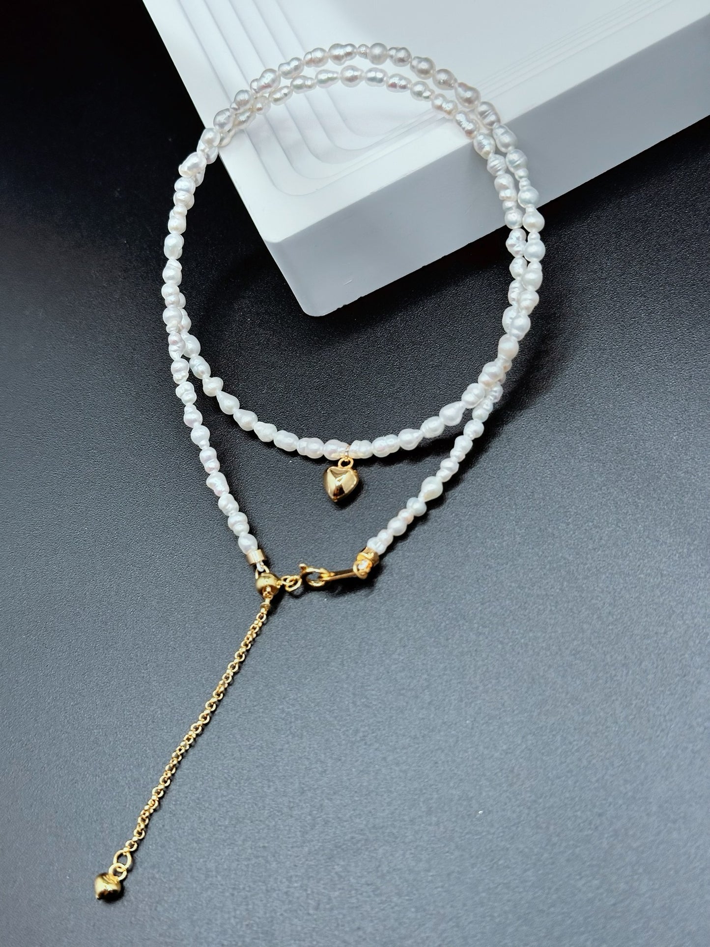 Chic Freshwater Pearl Necklace with Golden Heart Pendant