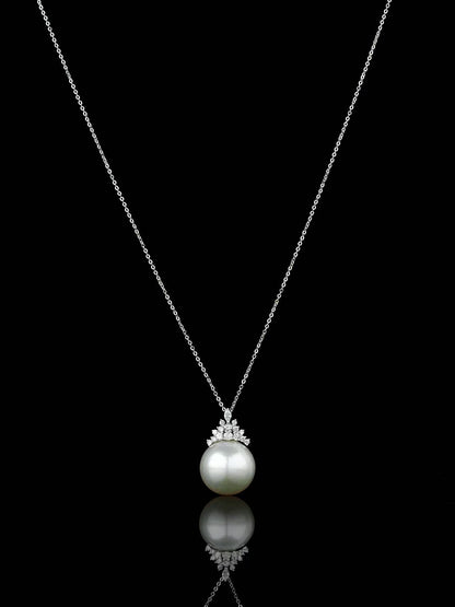 2025FW The Fine Collection: White Australian South Sea Pearl Pendant with Platinum Chain and Diamond
