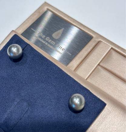 Fine Collection:Nior Eclat. Saltwater Pearl-Tahitian  Stud in 18K white gold（9-10mm）