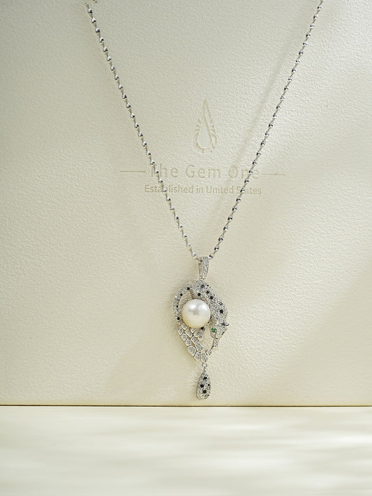 2025FW Animism Collection: Panthera Freshwater Pearl Necklace 11-12mm in Sterling Silver