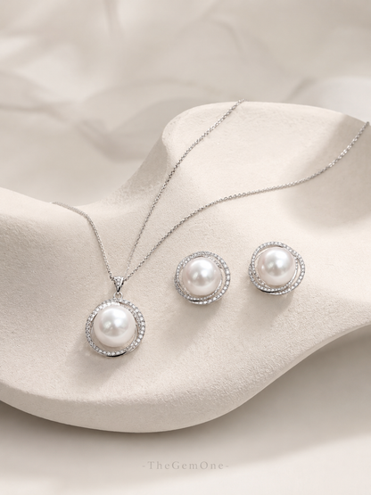 The Sovereign Pearl Set