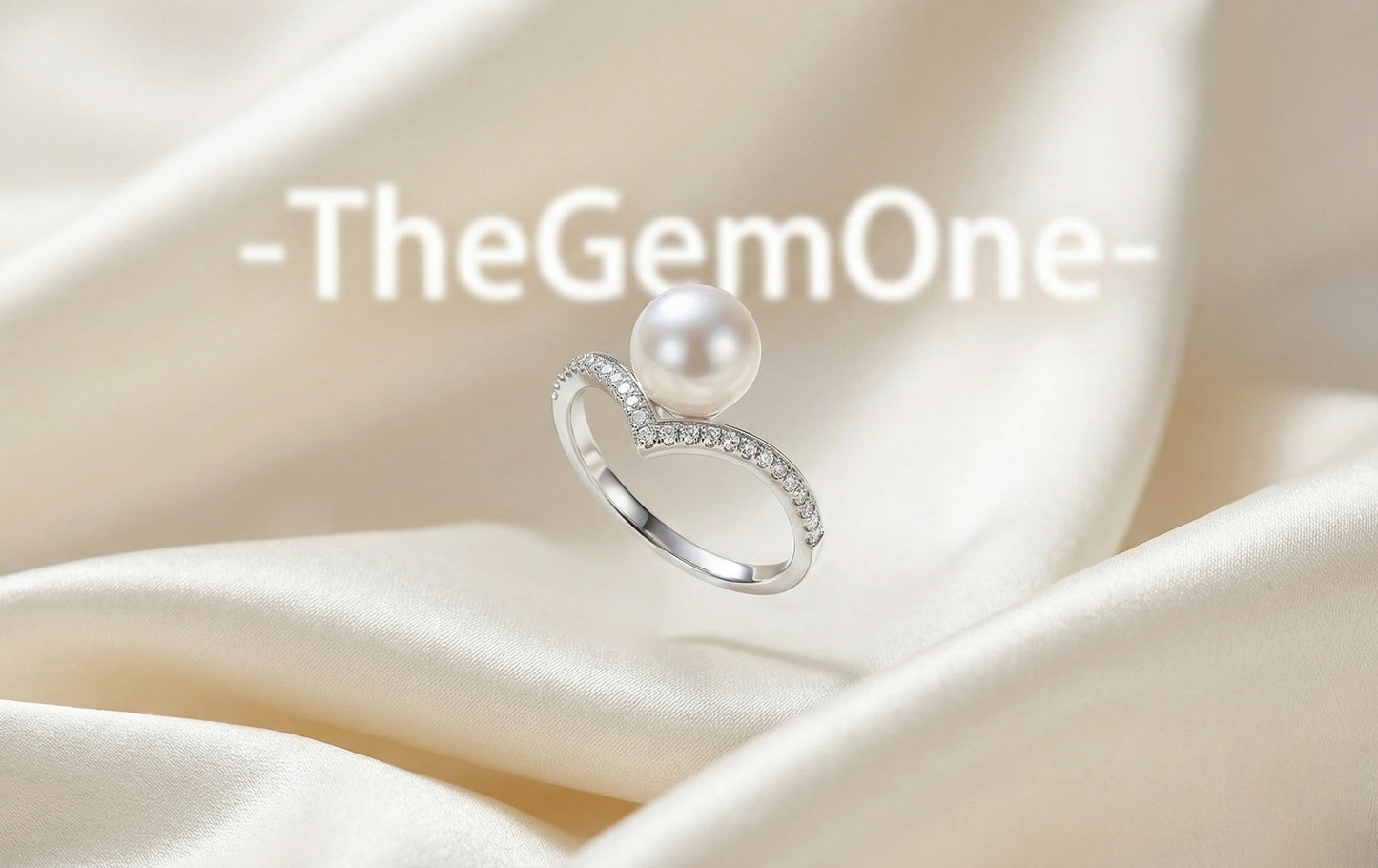 Sophisticated Pearl and Pavé Diamond Ring（gold/Silver)