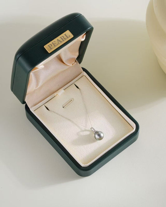Fine Collection: Tahitian Cultured Pearl Pendant Necklace with Diamonds in 18K White Gold (9–10mm)