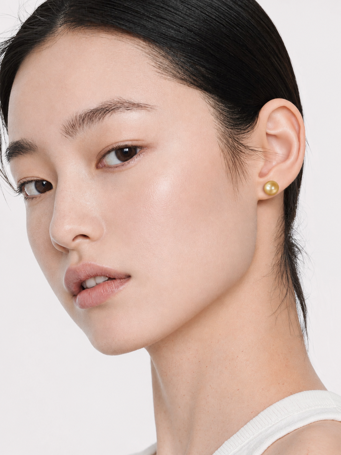 Golden Muse South Sea Studs