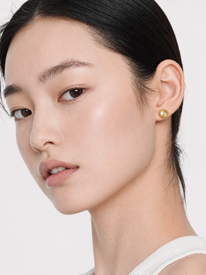 Golden Muse South Sea Studs