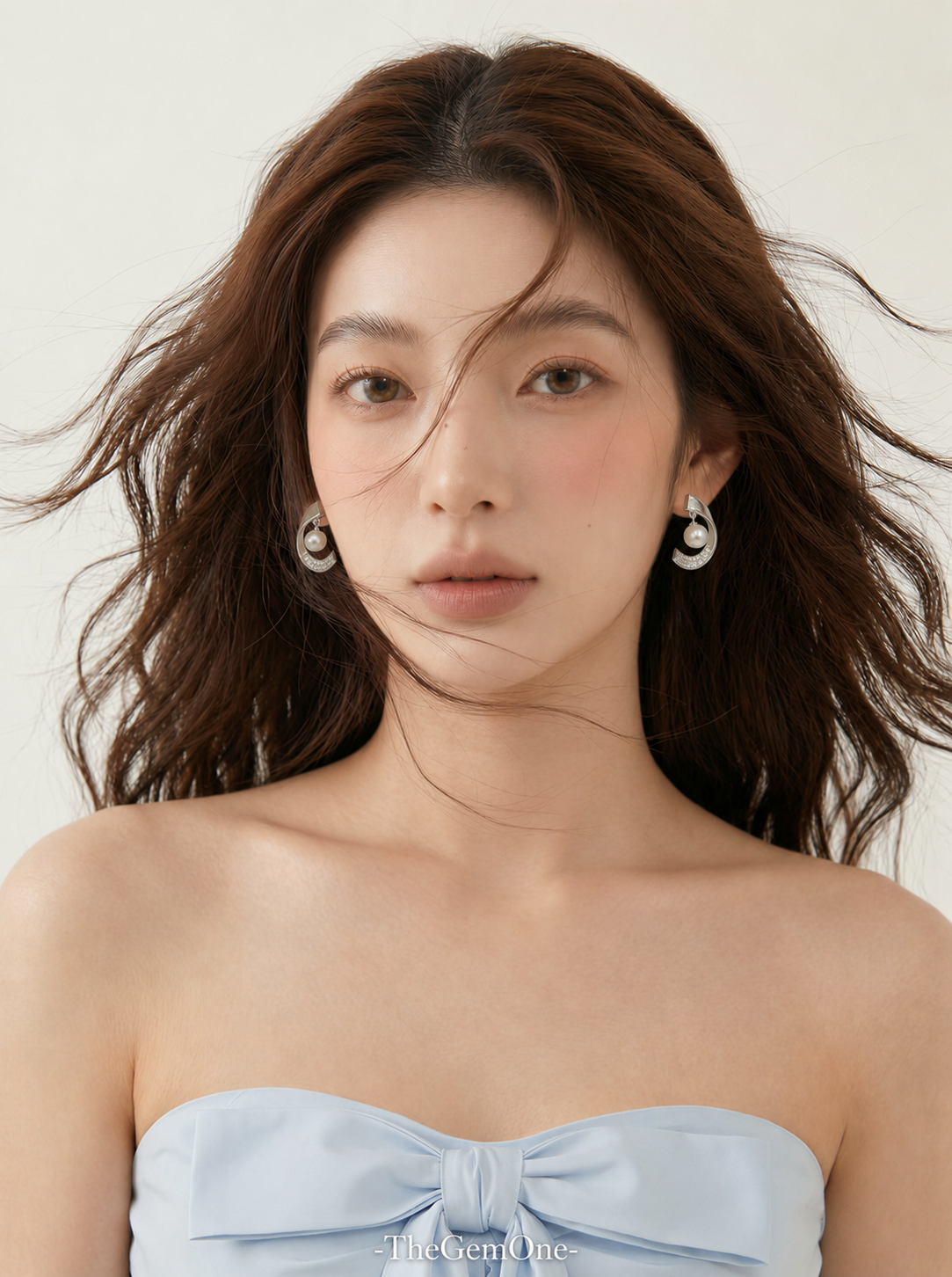 The Forward Earrings 7.5–8mm Pearl Earrings in Sterling Silver
