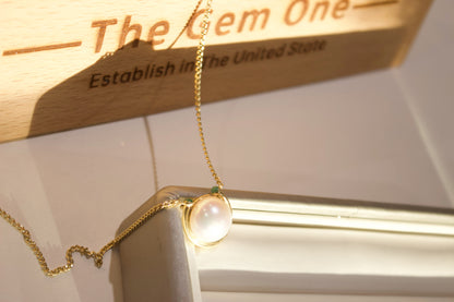 Fine Collection:Oceanic Smile Glow South sea Pearl Necklace in 13mm with 18K gold / High-Grade Jade