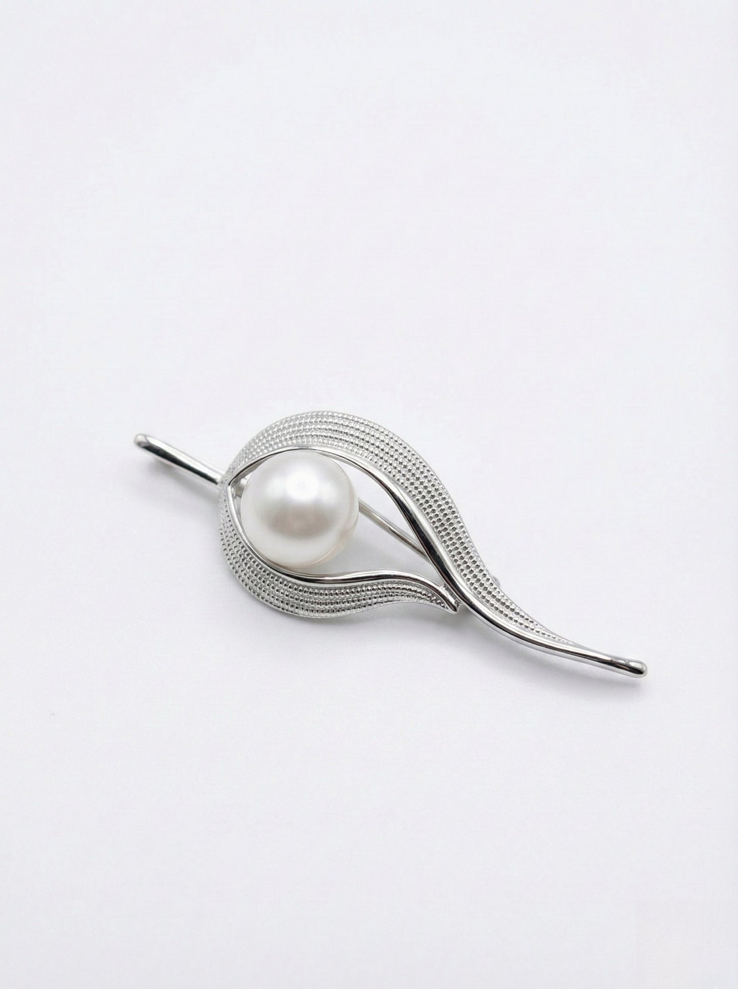 2025FW Winterleaf Brooch