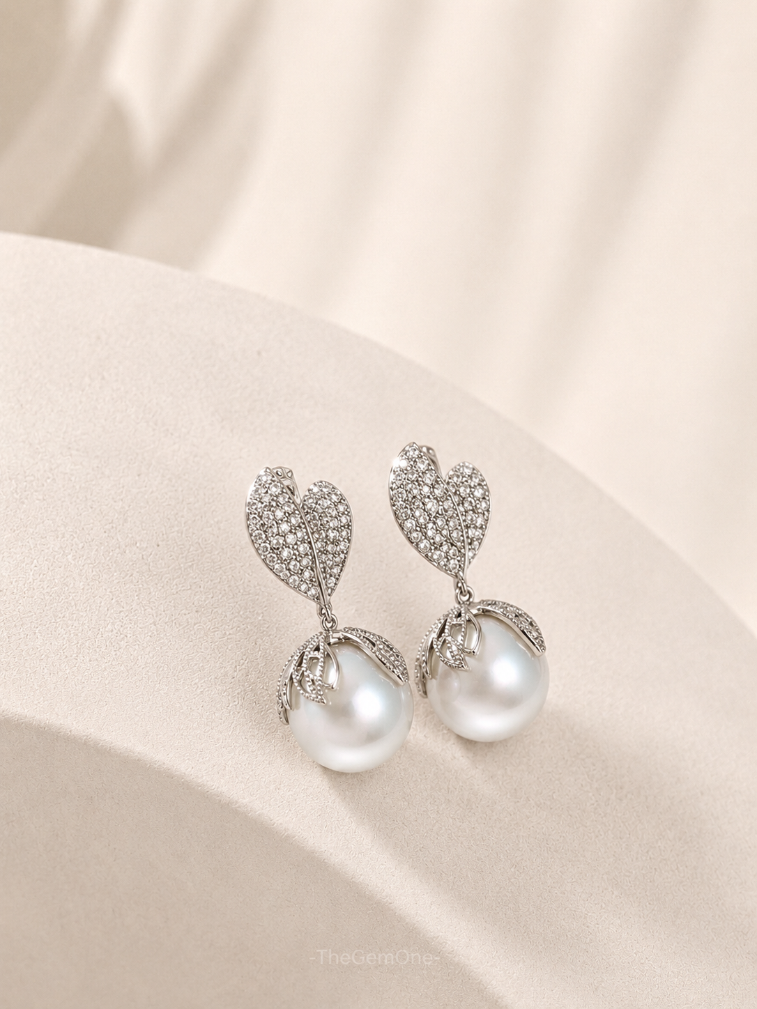 Secret Garden Collection|Tulip Pearl Earrings
