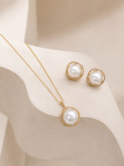 The Sovereign Pearl Set