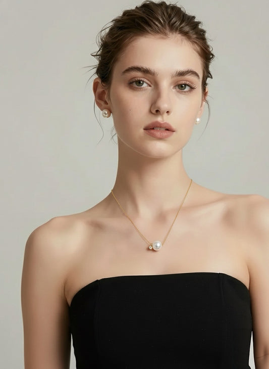 Luna Grace Cultured Freshwater Pearl Pendant Necklace 11-12mm in Sterling silver