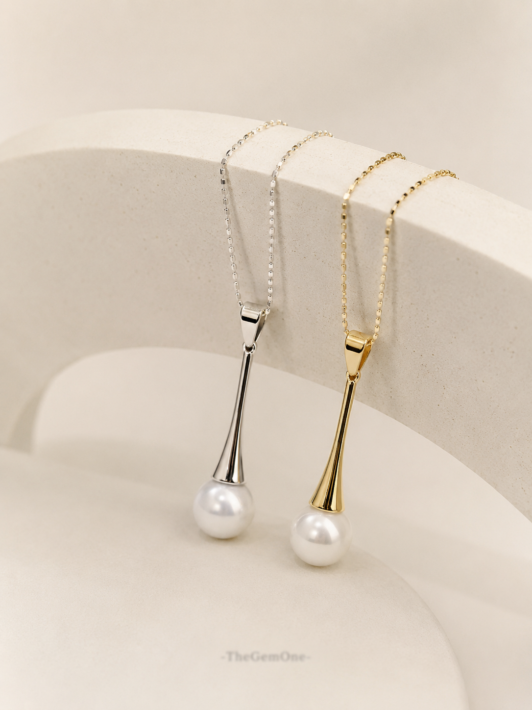 Everyday Muse Collection｜Muse Curve Pearl Necklace