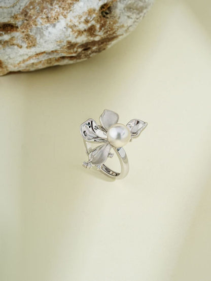 2025FW The Blossom Collection: Fine sterling silver in 7-8mm Freshwater Pearl