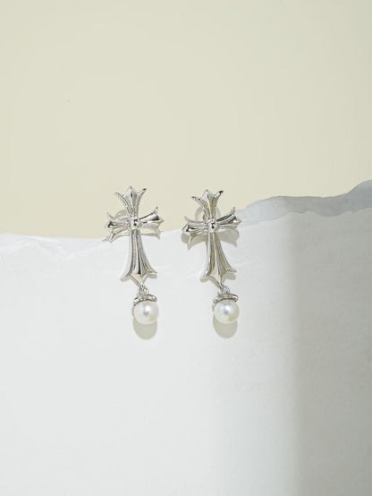 2025FW Urban Collection: Cultured Freshwater Pearl Earring with Sterling Silver