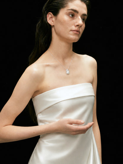 2025FW The Fine Collection: White Australian South Sea Pearl Pendant with Platinum Chain and Diamond