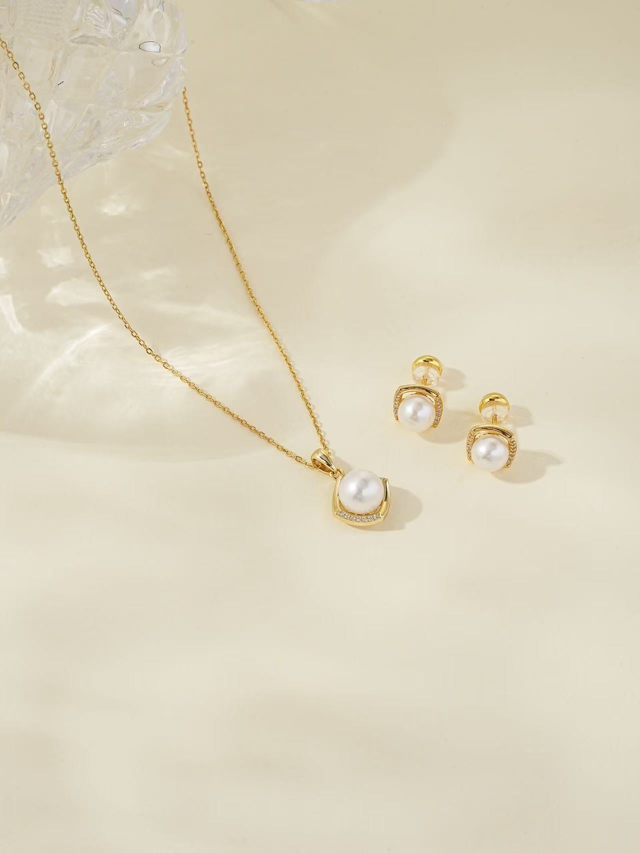 Everyday Muse Pearl Jewelry Set – Classic Elegance for Daily Moments