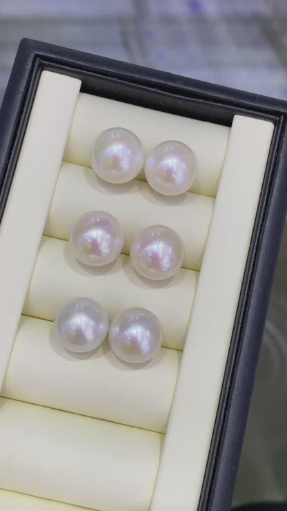 Classic and Elegant Round Pearl Stud Earrings, Cultured Freshwater pearl (11-12mm)